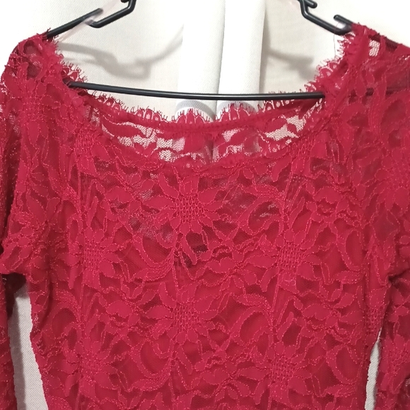 Red Lace Long Sleeved Dress - Picture 4 of 6